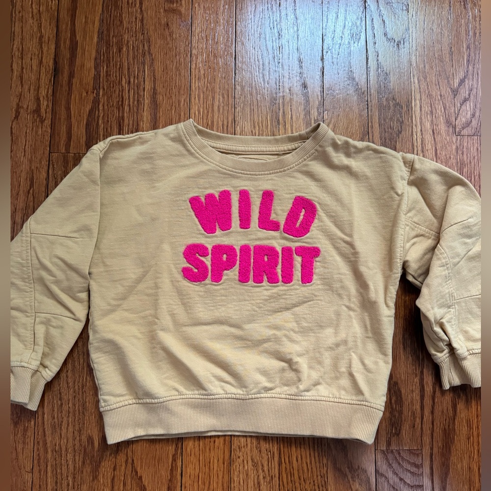 El Corte Inglés Girls ‘Wild Spirit’ Chenille Letters Sweatshirt -Size 7 (SPAIN)